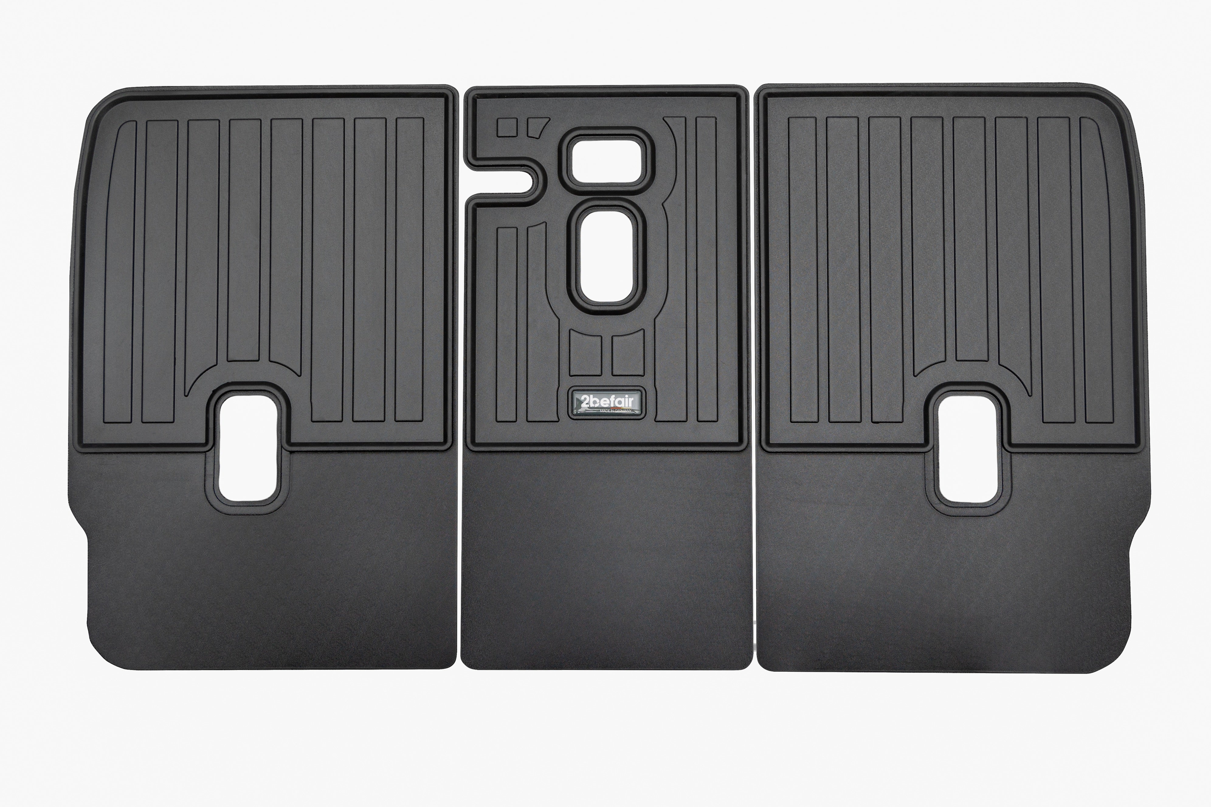 2befair protective mats for the back of the Tesla rear seats Model Y