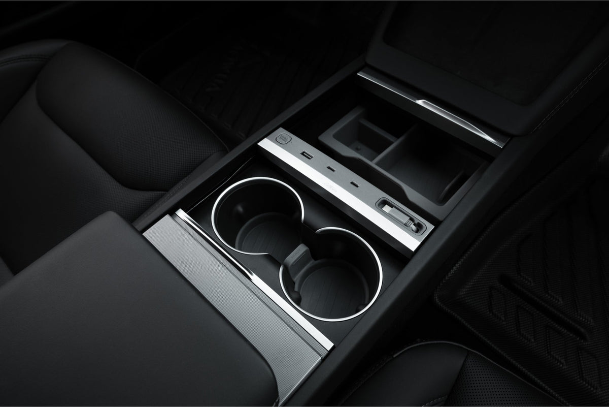 Jowua 130W LED USB-Hub a középkonzolhoz a Tesla Model Y Juniper (2025.03-tól) és a Model 3 Highland (2023.10-től)