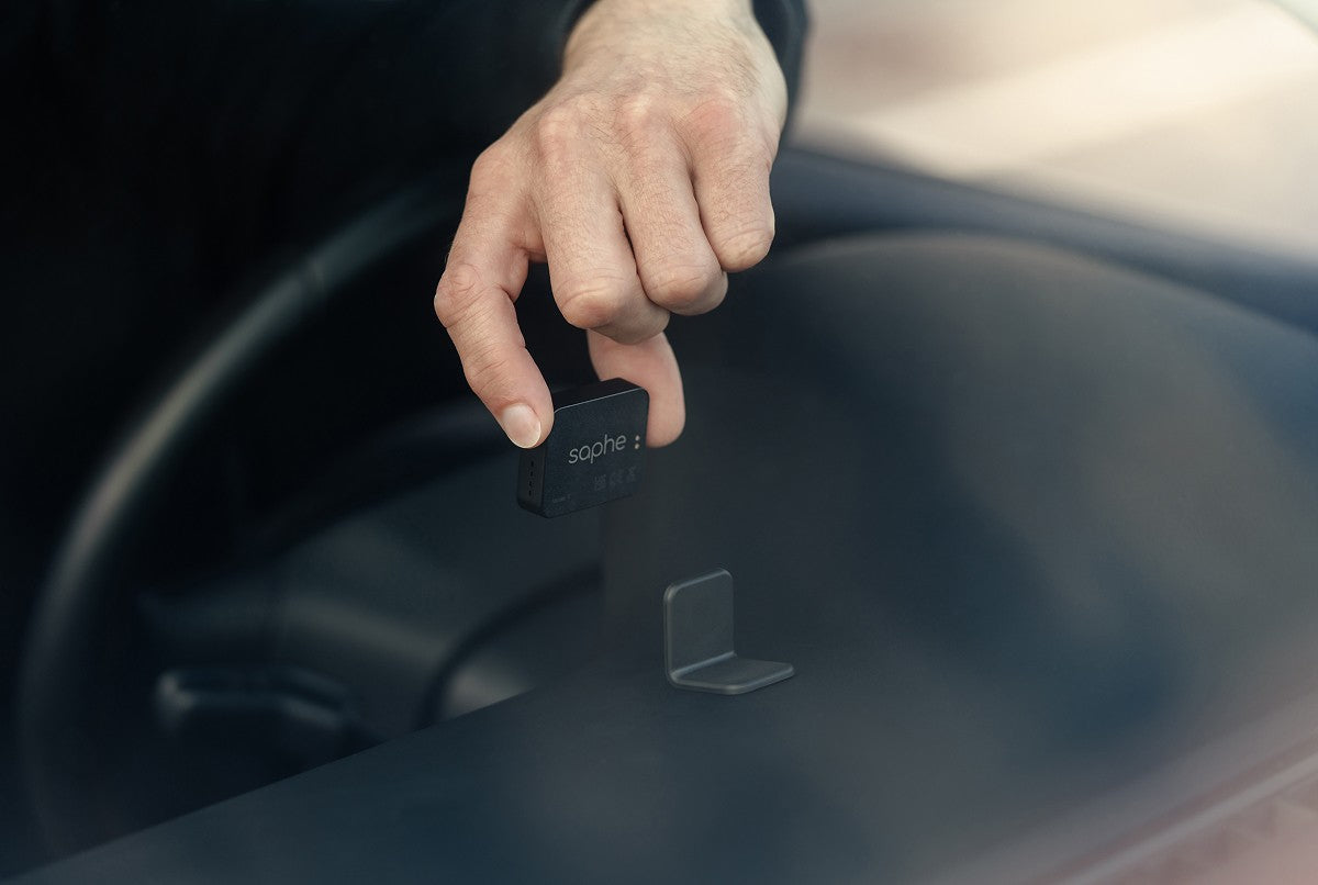 Saphe T Speed Camera and Traffic Alert Device with AMOLED Touchscreen