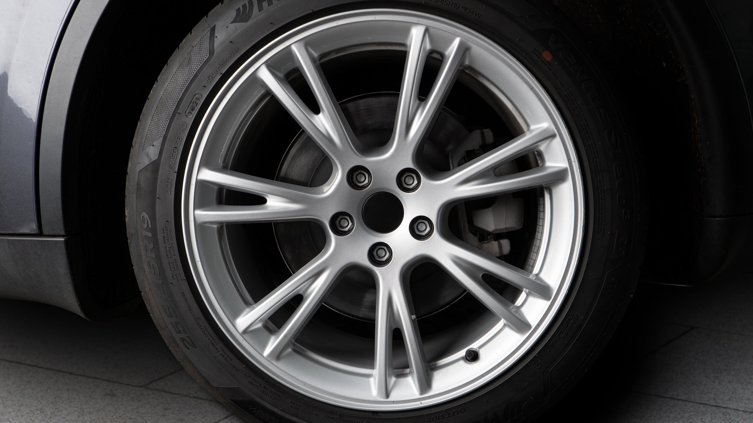 3M Satin Dark Grey | Tesla Model S | Wrap&Go 3M Satin Dark Grey | Tesla Model S | Wrap&Go