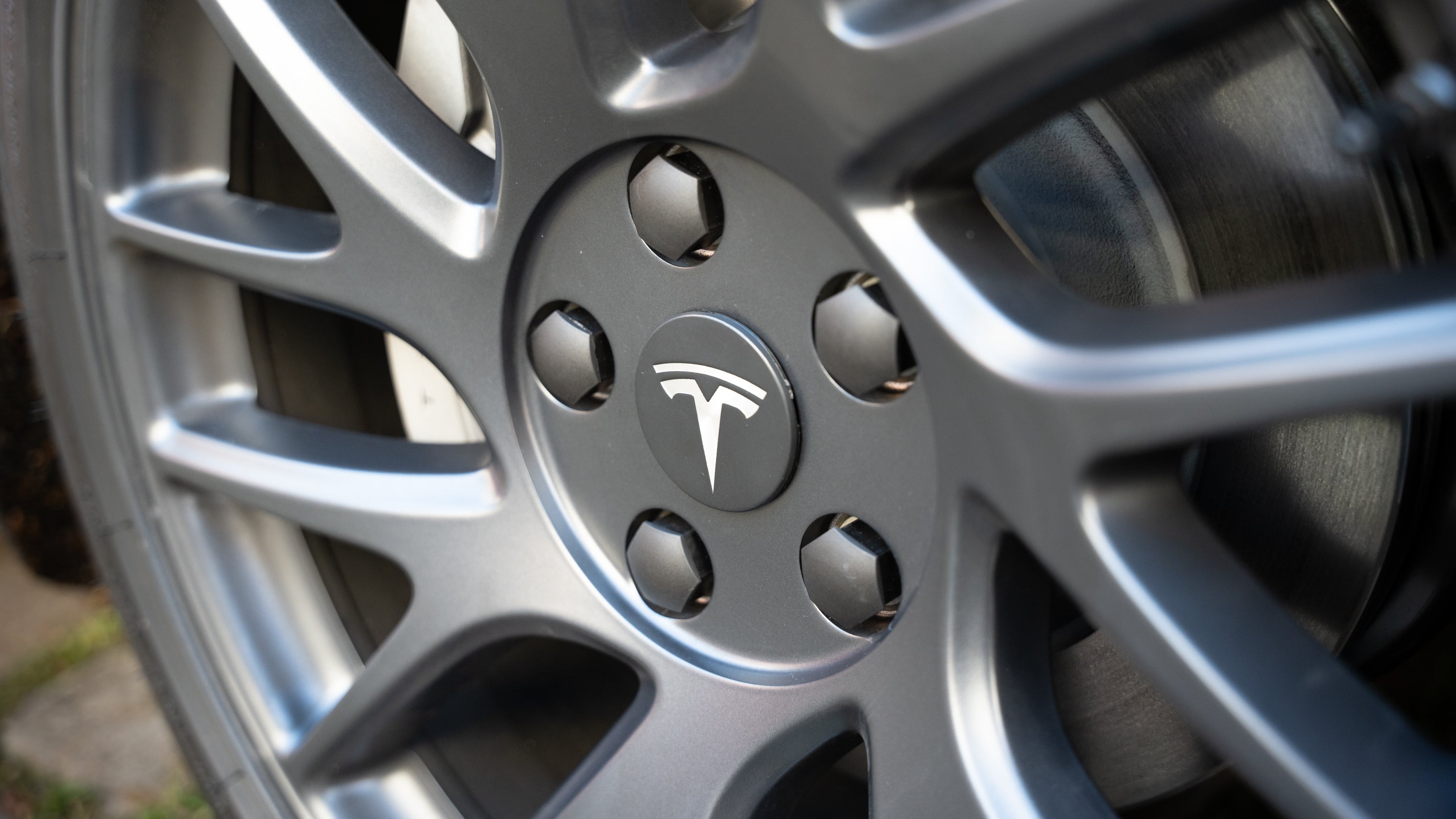 Radnabenabdeckungen mit Logo (4x) für Tesla Model 3/Y/S - Shop4Tesla