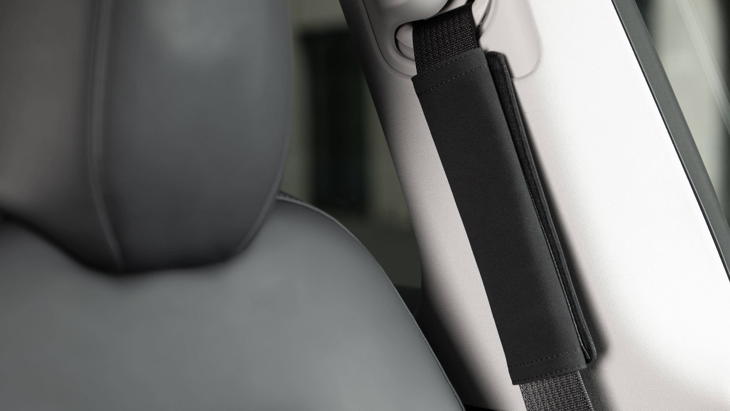 Belt pads for all Tesla models – Shop4Tesla