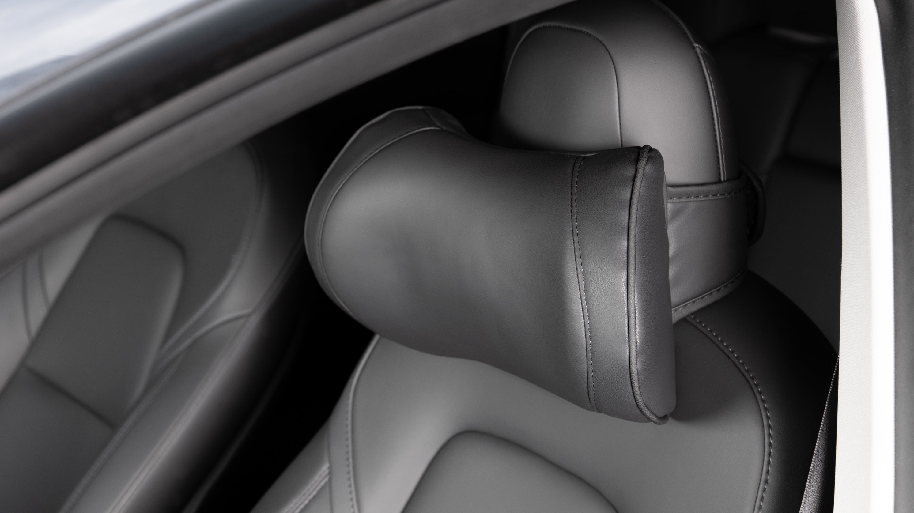 DYETEE Auto Kopfstütze Kissen für Tesla Model 3 YSX Nackenkissen Auto Sitz  Orthopädisches Nackenstütze Waschbarer Bezug Emblem,normal-A